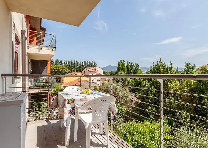 Graces House アパート ピサ