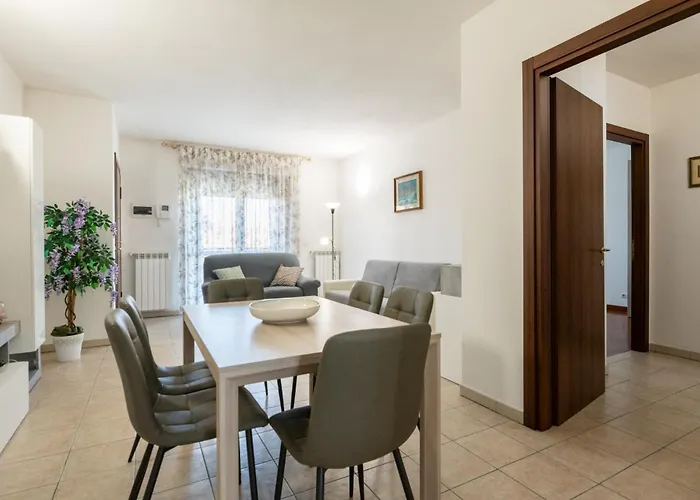 Graces House アパート