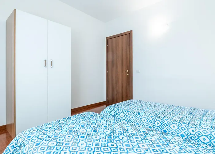 Graces House アパート ピサ